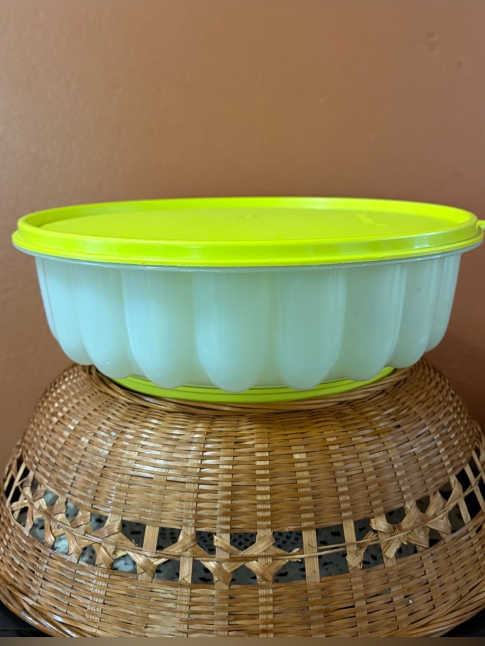 Tupperware Jello Mold